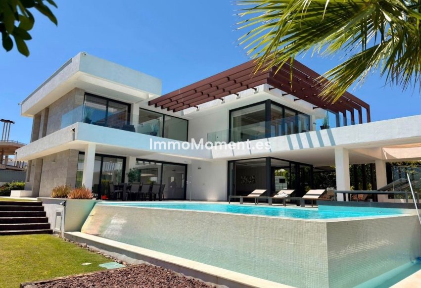 Reventa - Villa independiente - Estepona  - New Golden Mile