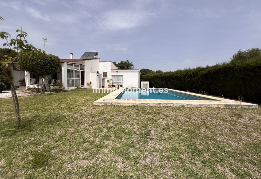 Reventa - Villa independiente - Estepona  - Selwo
