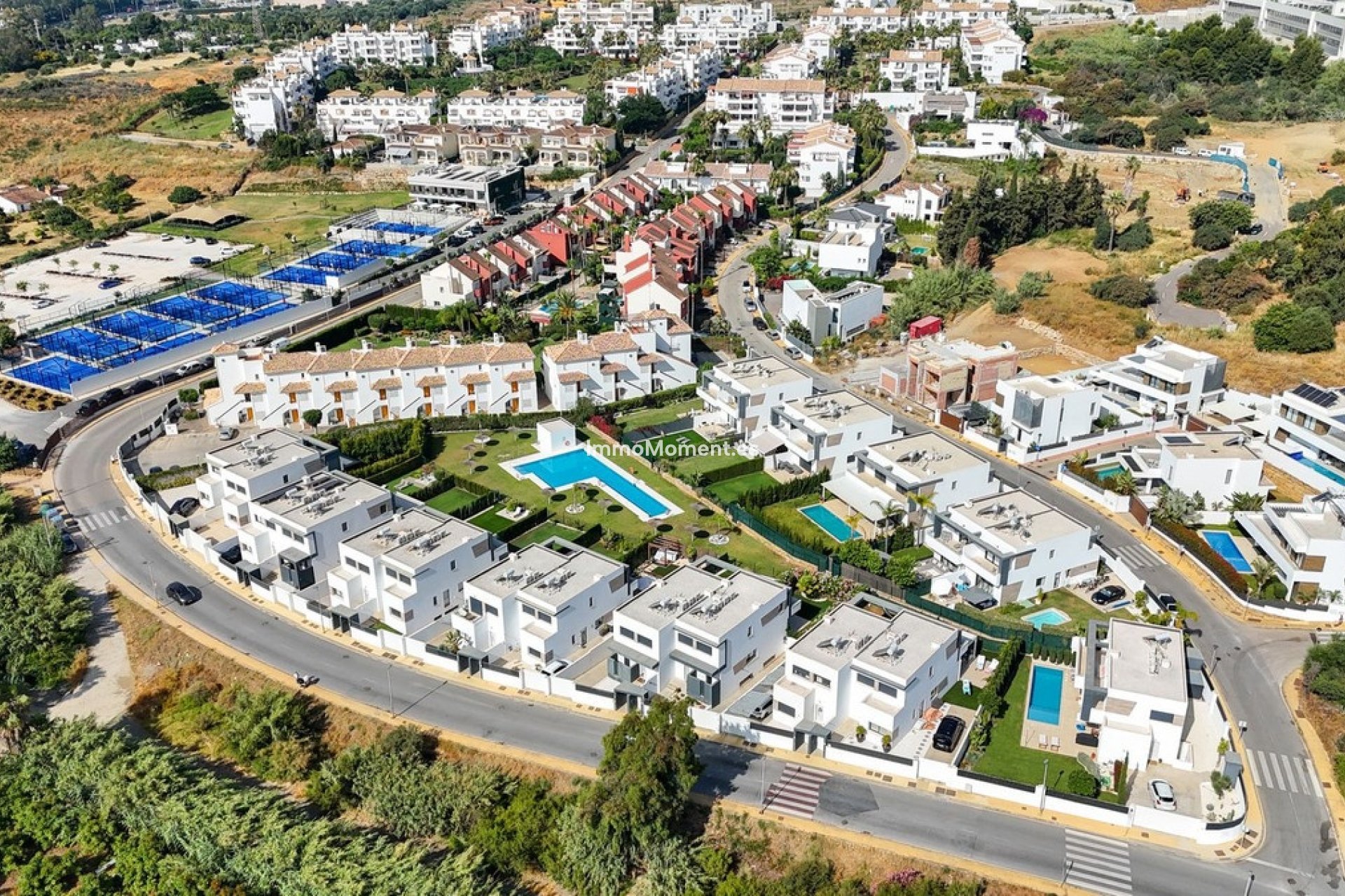 Reventa - Villa independiente - Estepona  - Selwo