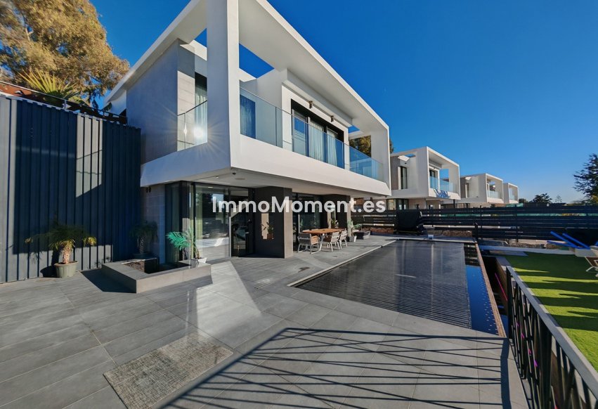 Reventa - Villa independiente - Estepona  - Valle Romano