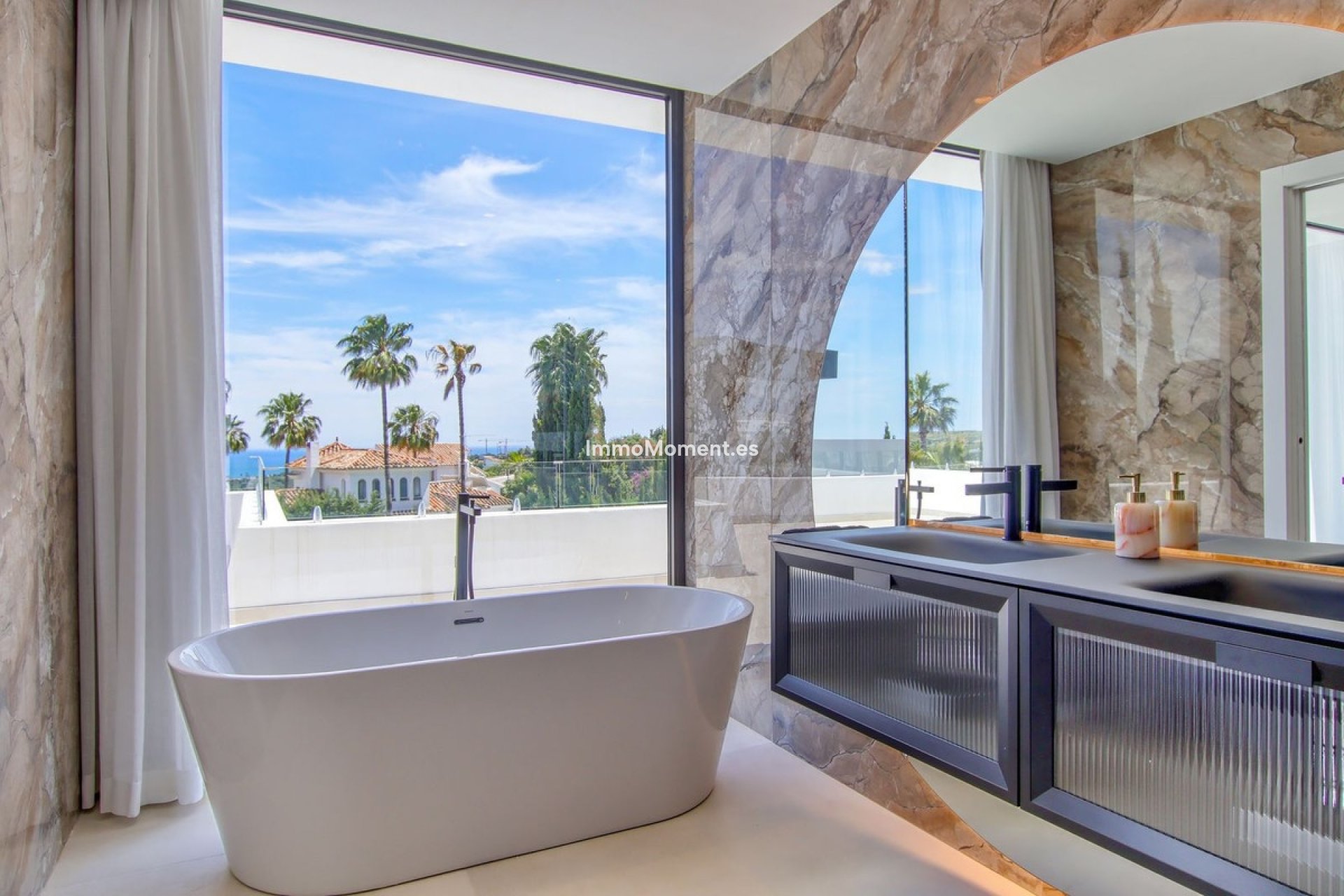 Reventa - Villa independiente - Estepona  - Valle Romano
