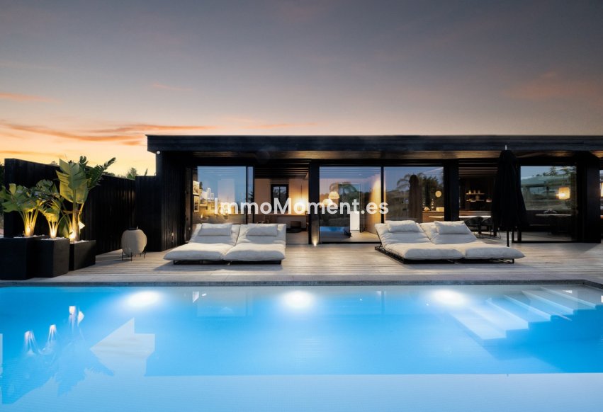 Reventa - Villa independiente - Estepona  - Valle Romano