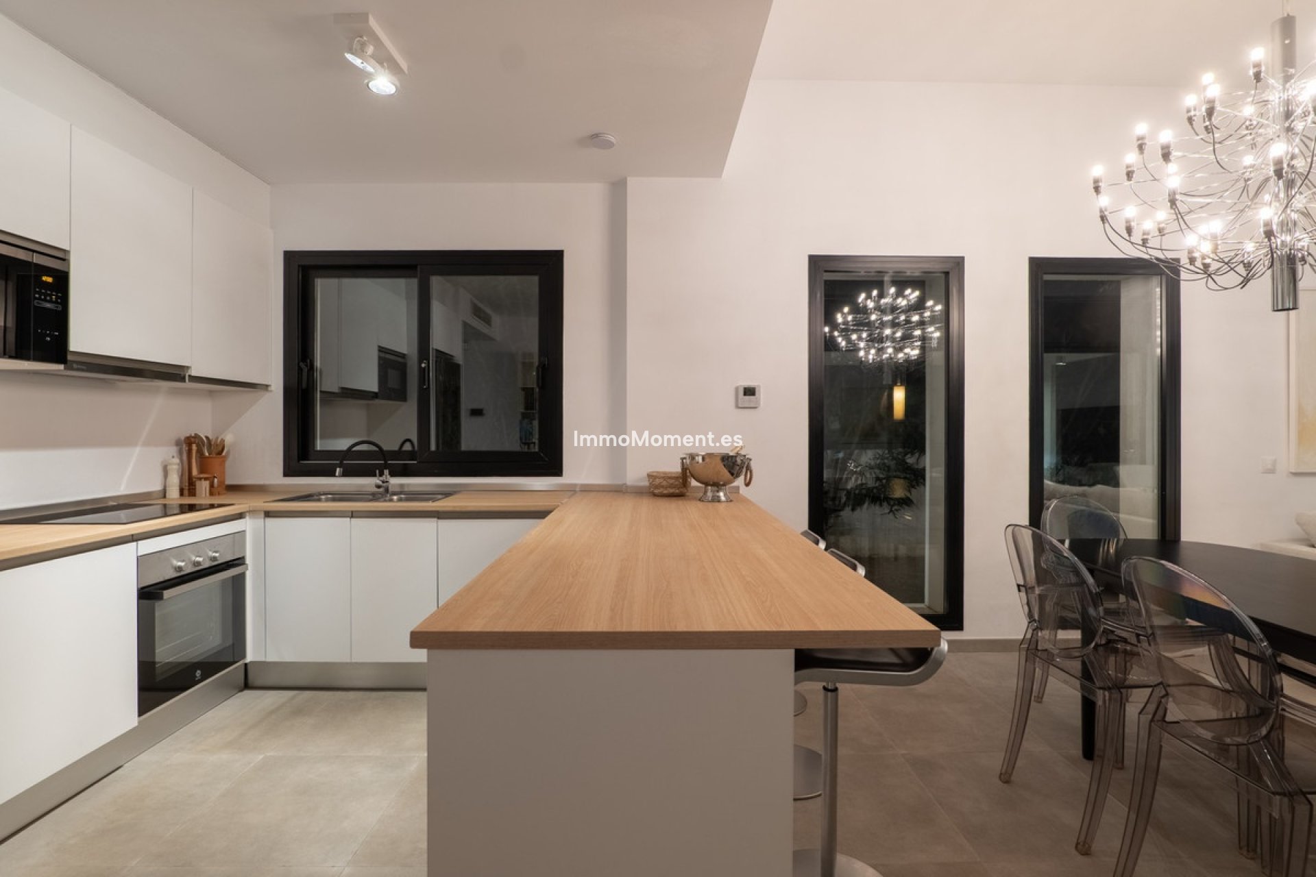 Reventa - Villa independiente - Estepona  - Valle Romano
