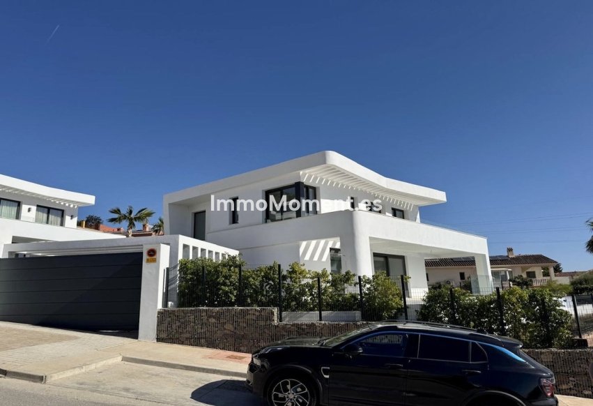 Reventa - Villa independiente - Fuengirola - Fuengirola Centro