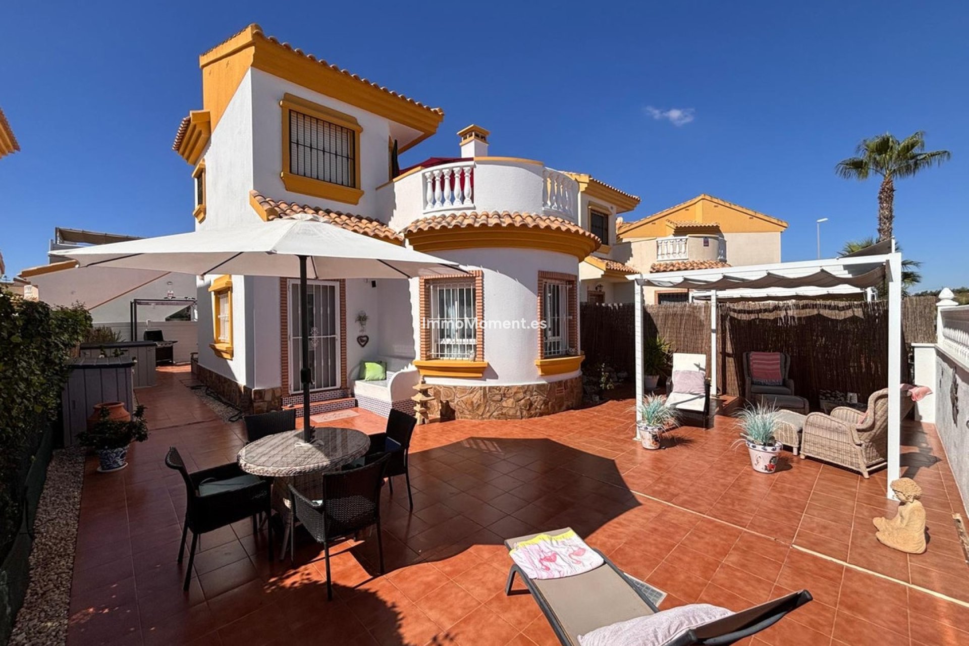 Reventa - Villa independiente - Guardamar del Segura - Urbanización El Raso