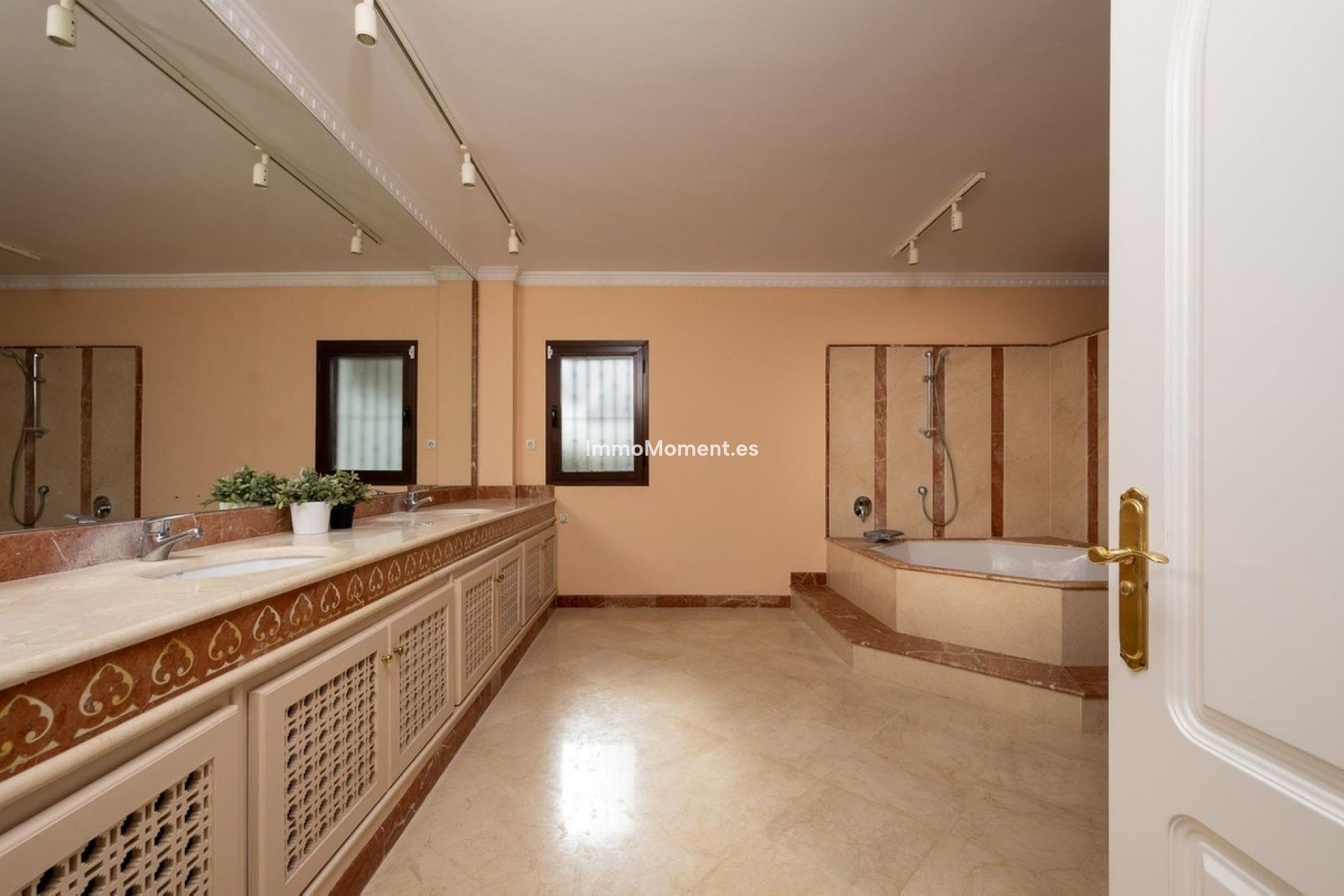 Reventa - Villa independiente - Interior  - Alhaurín el Grande Centro
