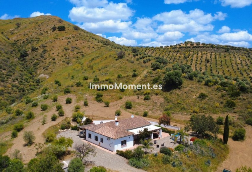 Reventa - Villa independiente - Interior  - Alora