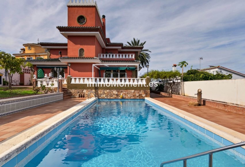 Reventa - Villa independiente - Interior  - Churriana