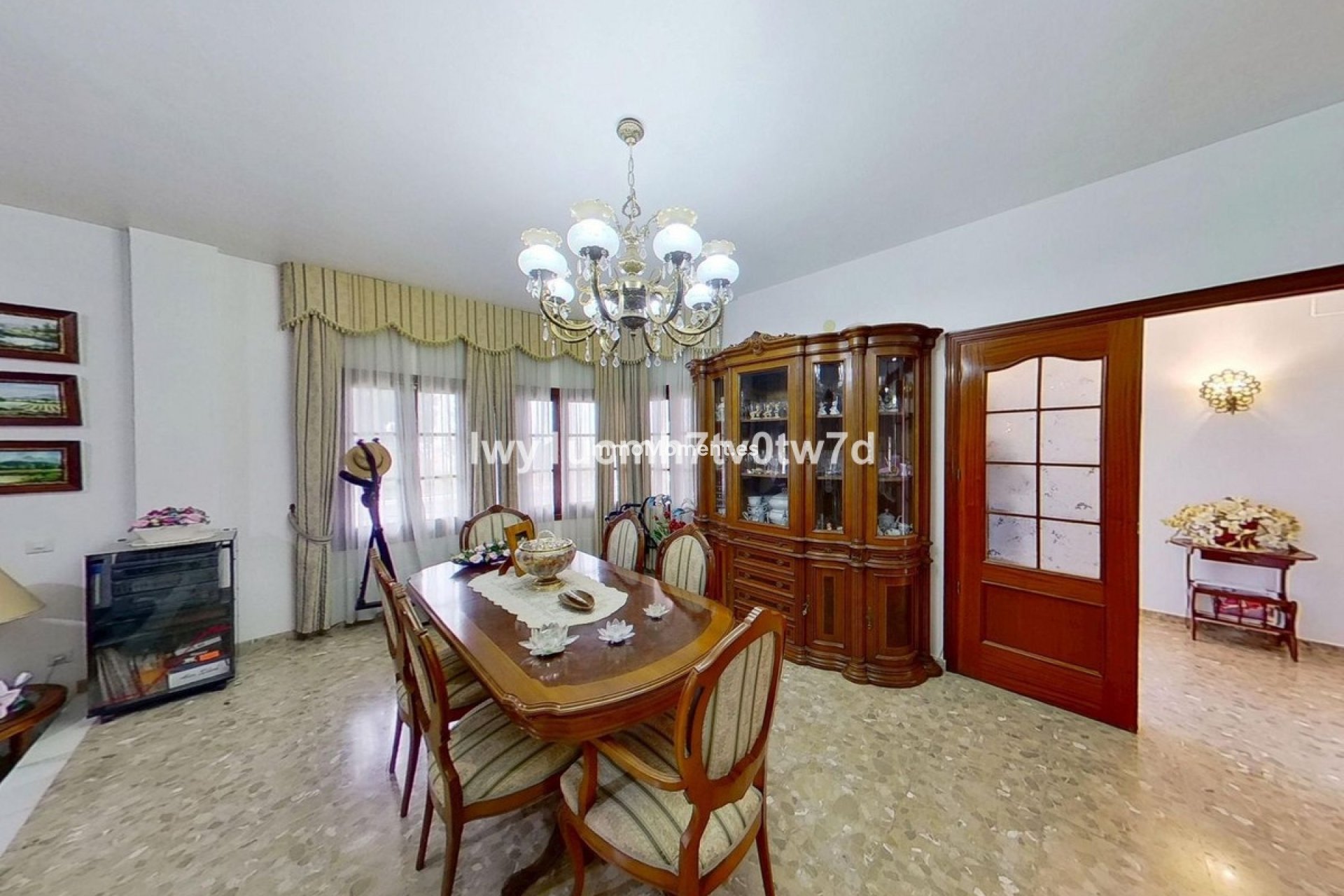 Reventa - Villa independiente - Interior  - Churriana