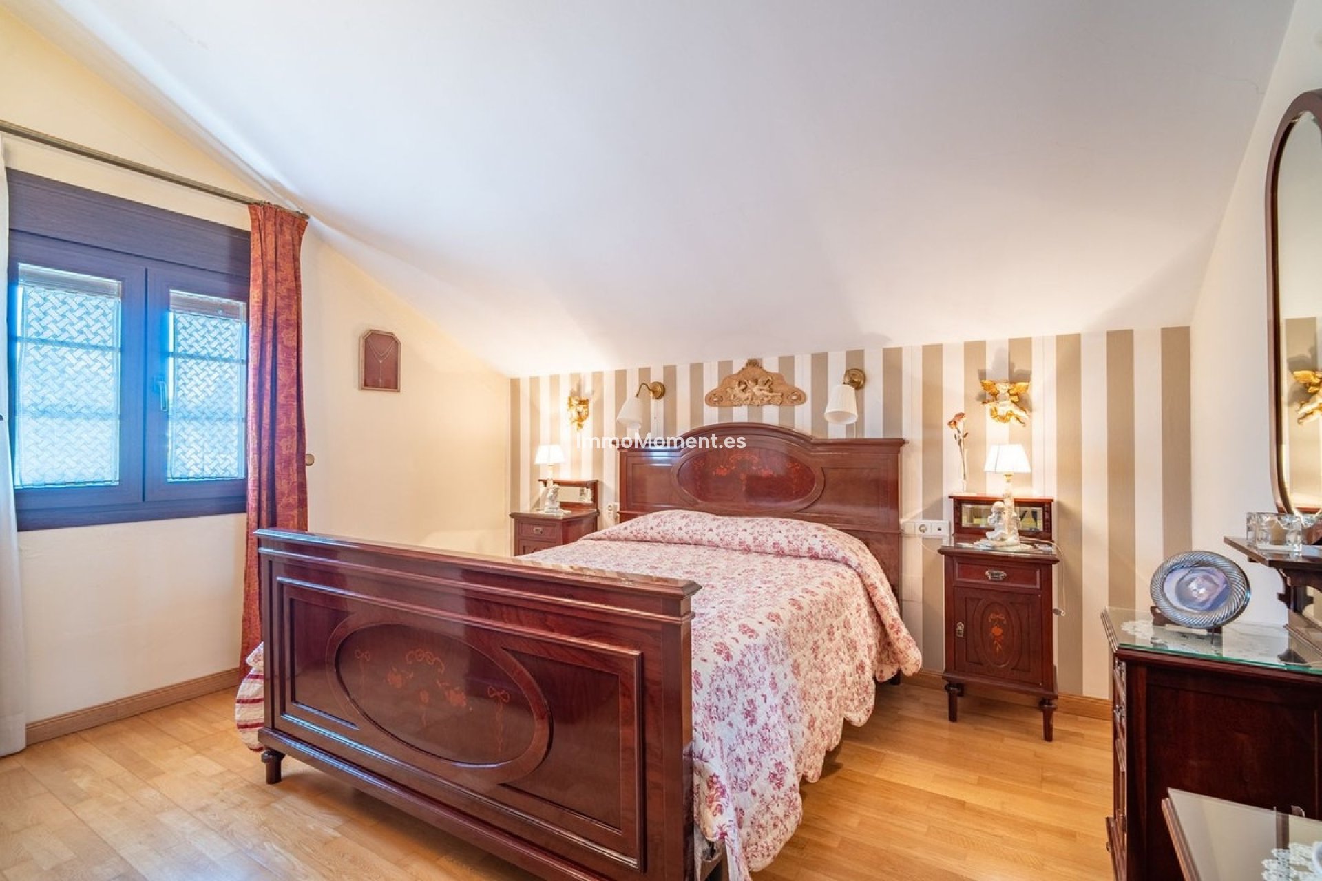 Reventa - Villa independiente - Interior  - Churriana