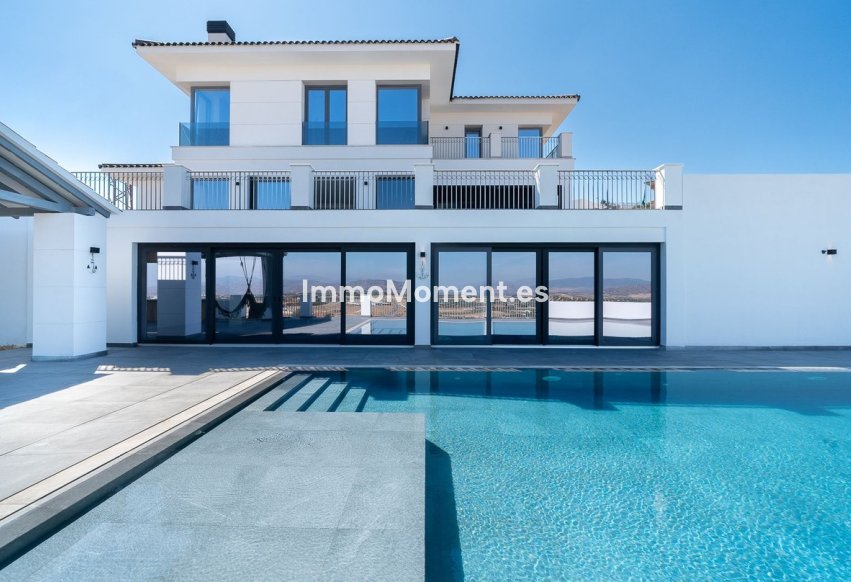 Reventa - Villa independiente - Interior  - Coín