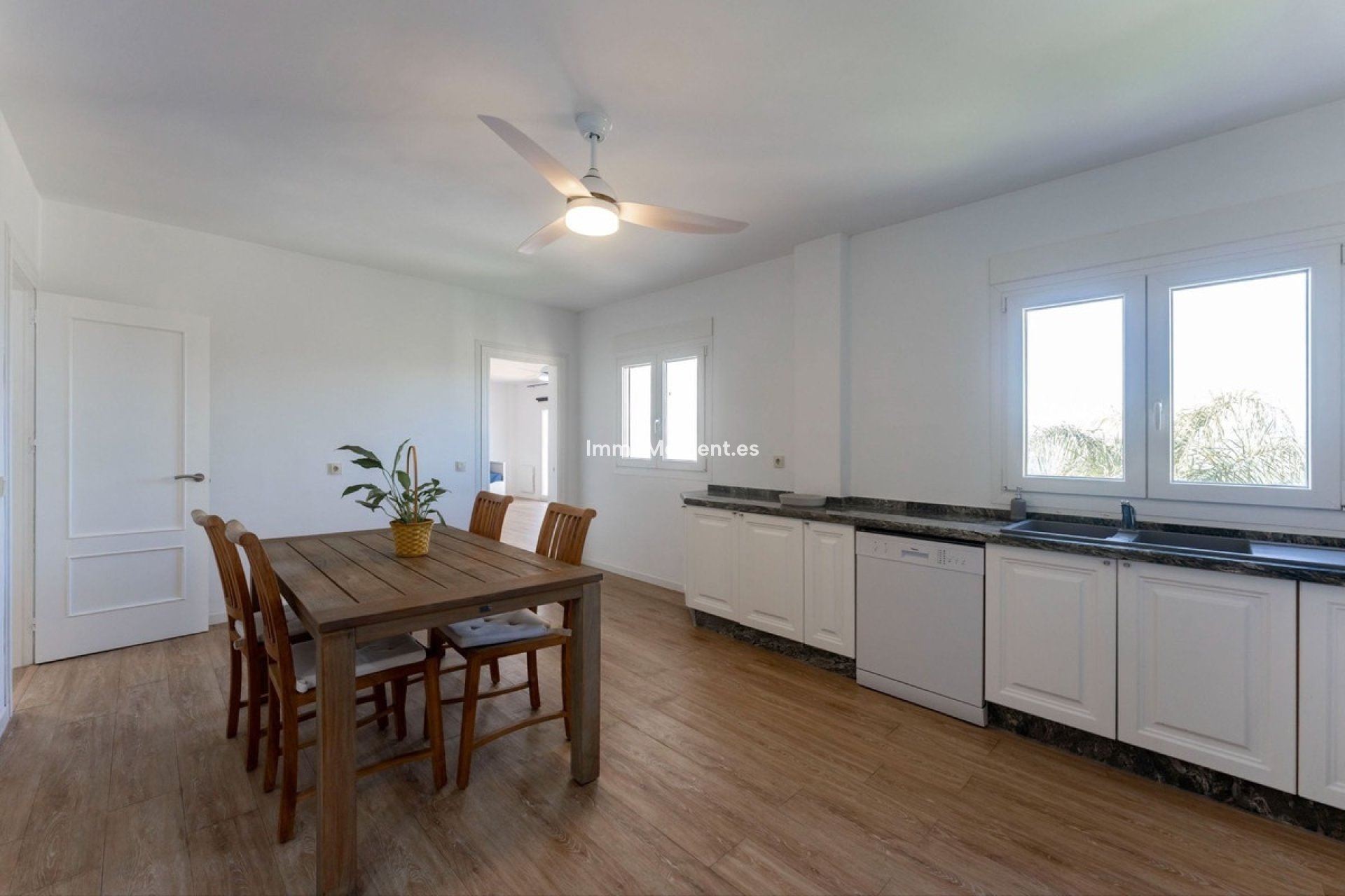 Reventa - Villa independiente - Interior  - Coín
