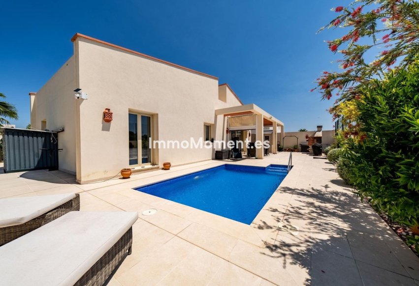 Reventa - Villa independiente - Interior  - Coín