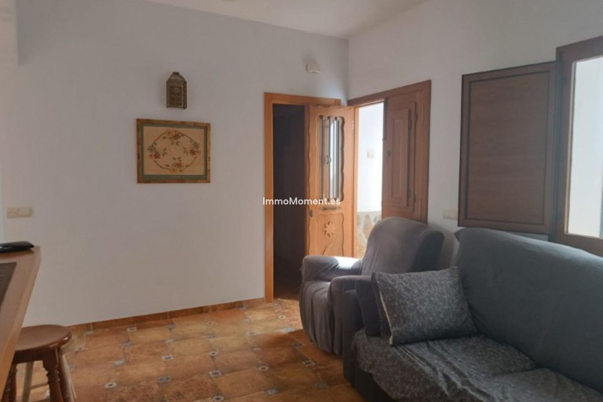 Reventa - Villa independiente - Interior  - Guaro