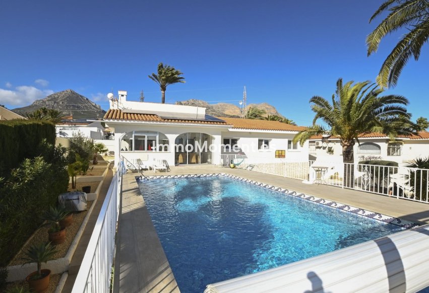 Reventa - Villa independiente - La Nucía - La Nucia Centro