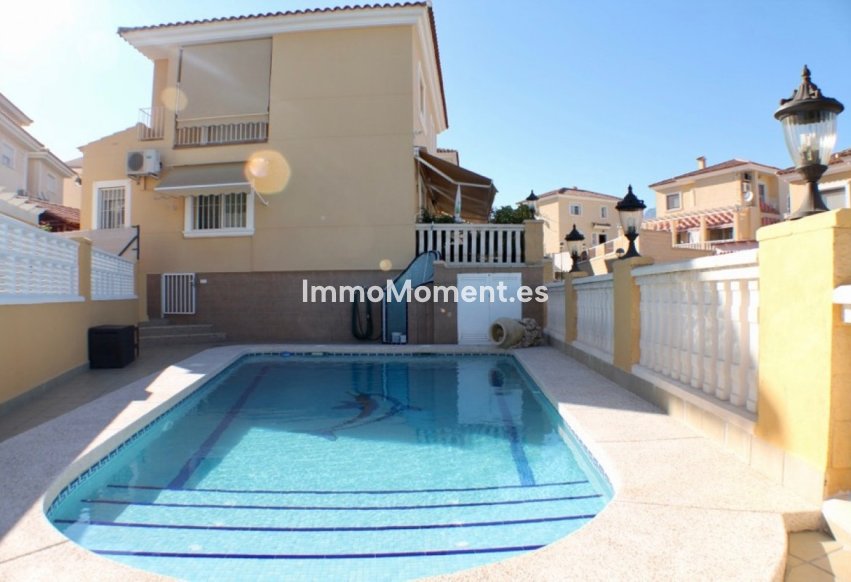 Reventa - Villa independiente - La Nucía - La Nucia Centro