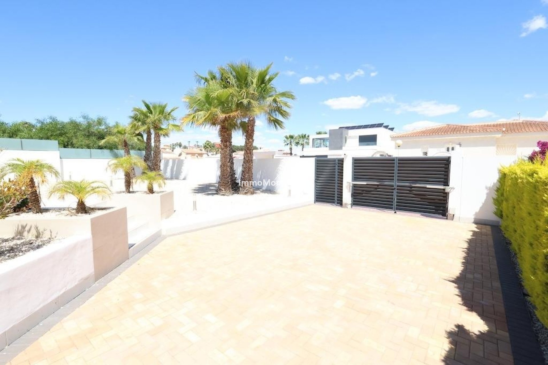 Reventa - Villa independiente - Los Montesinos - La Marquesa
