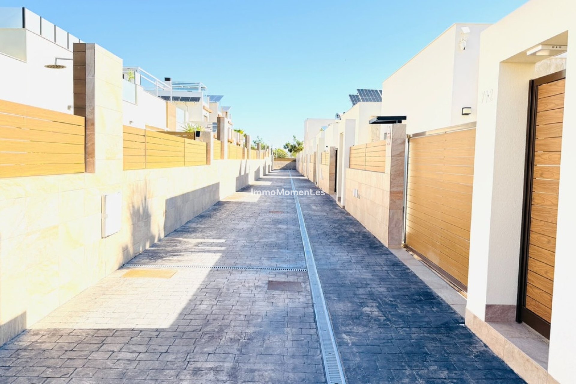 Reventa - Villa independiente - Los Montesinos - Los Montesinos Centro