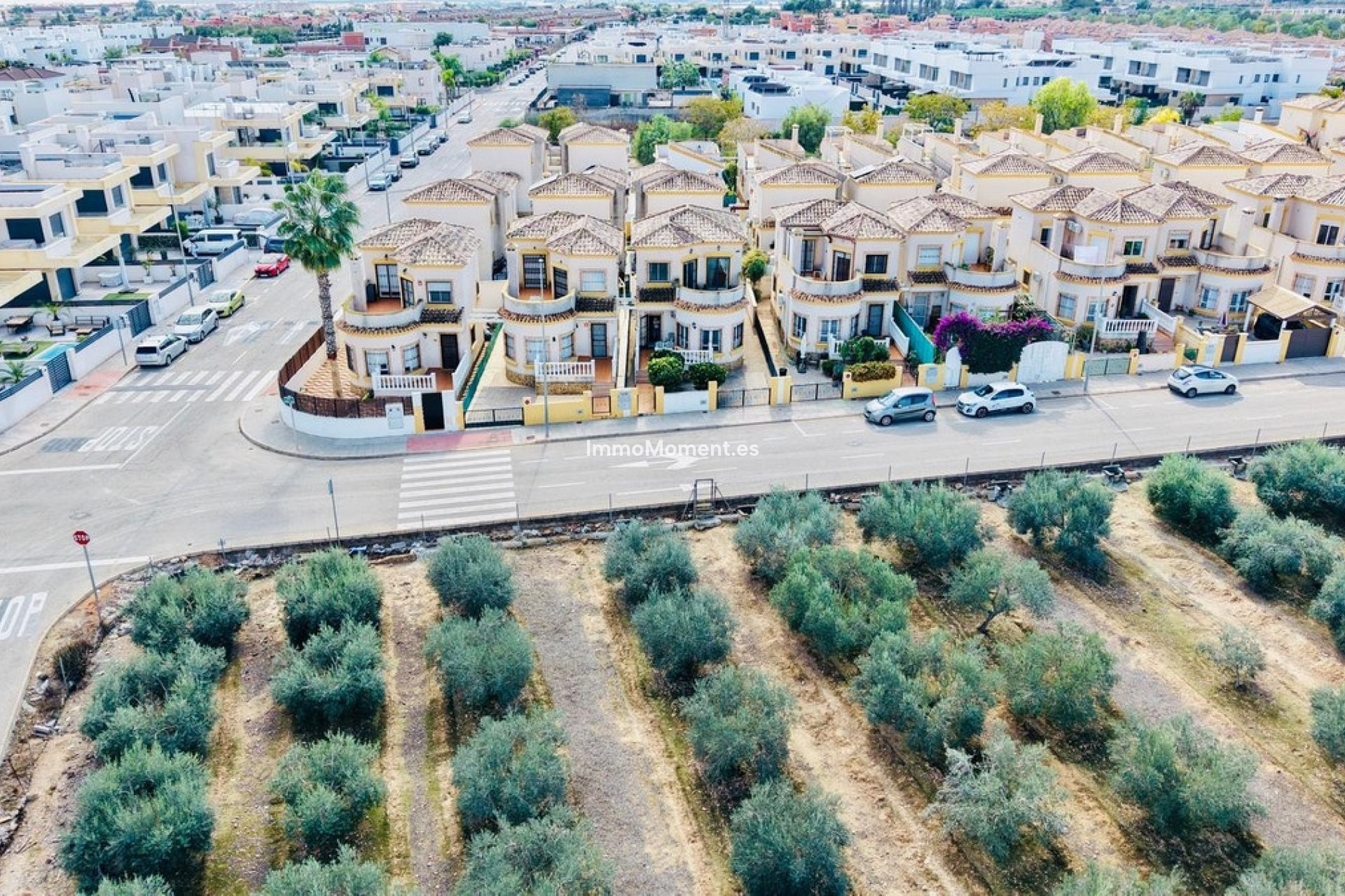 Reventa - Villa independiente - Los Montesinos - Los Montesinos Centro