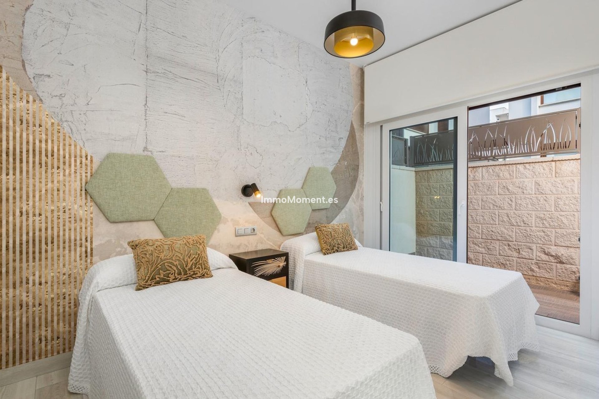 Reventa - Villa independiente - Los Montesinos - Los Montesinos Centro