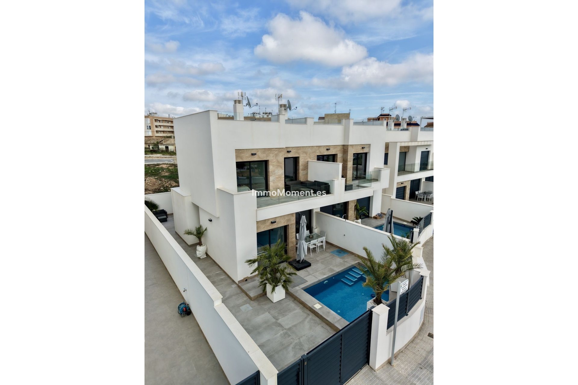 Reventa - Villa independiente - Los Montesinos - Los Montesinos Centro
