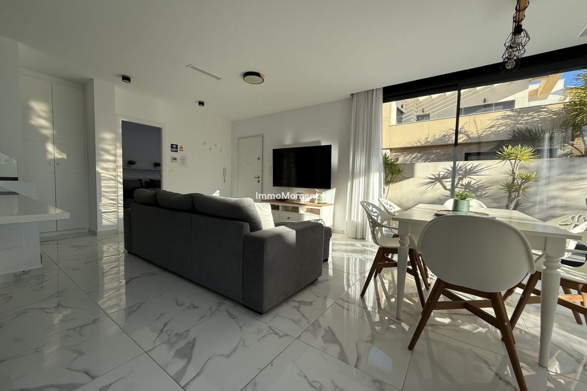 Reventa - Villa independiente - Los Montesinos - Los Montesinos Centro