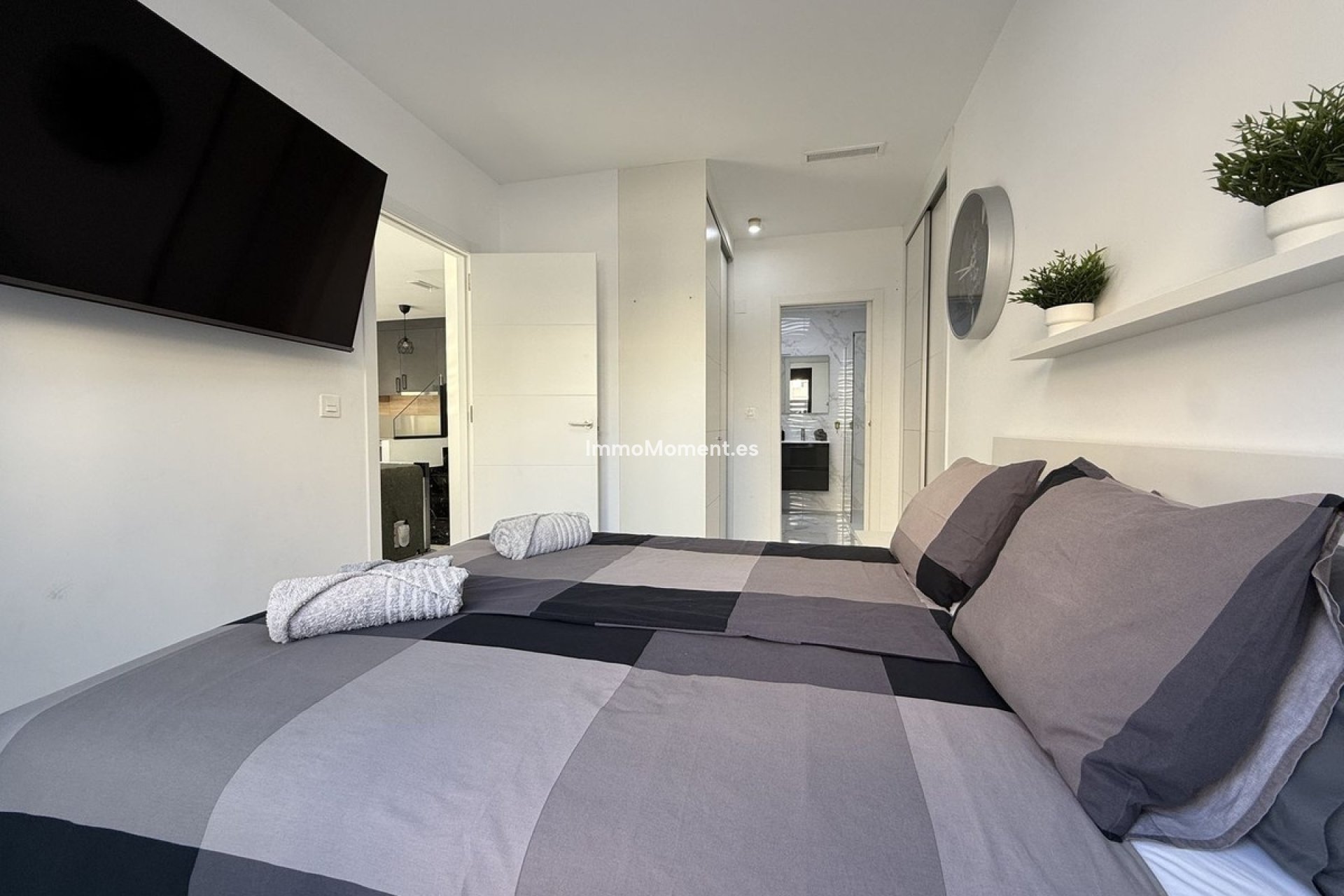 Reventa - Villa independiente - Los Montesinos - Los Montesinos Centro