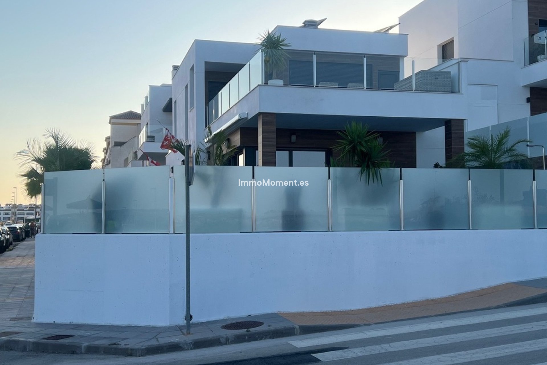 Reventa - Villa independiente - Los Montesinos - Los Montesinos Centro