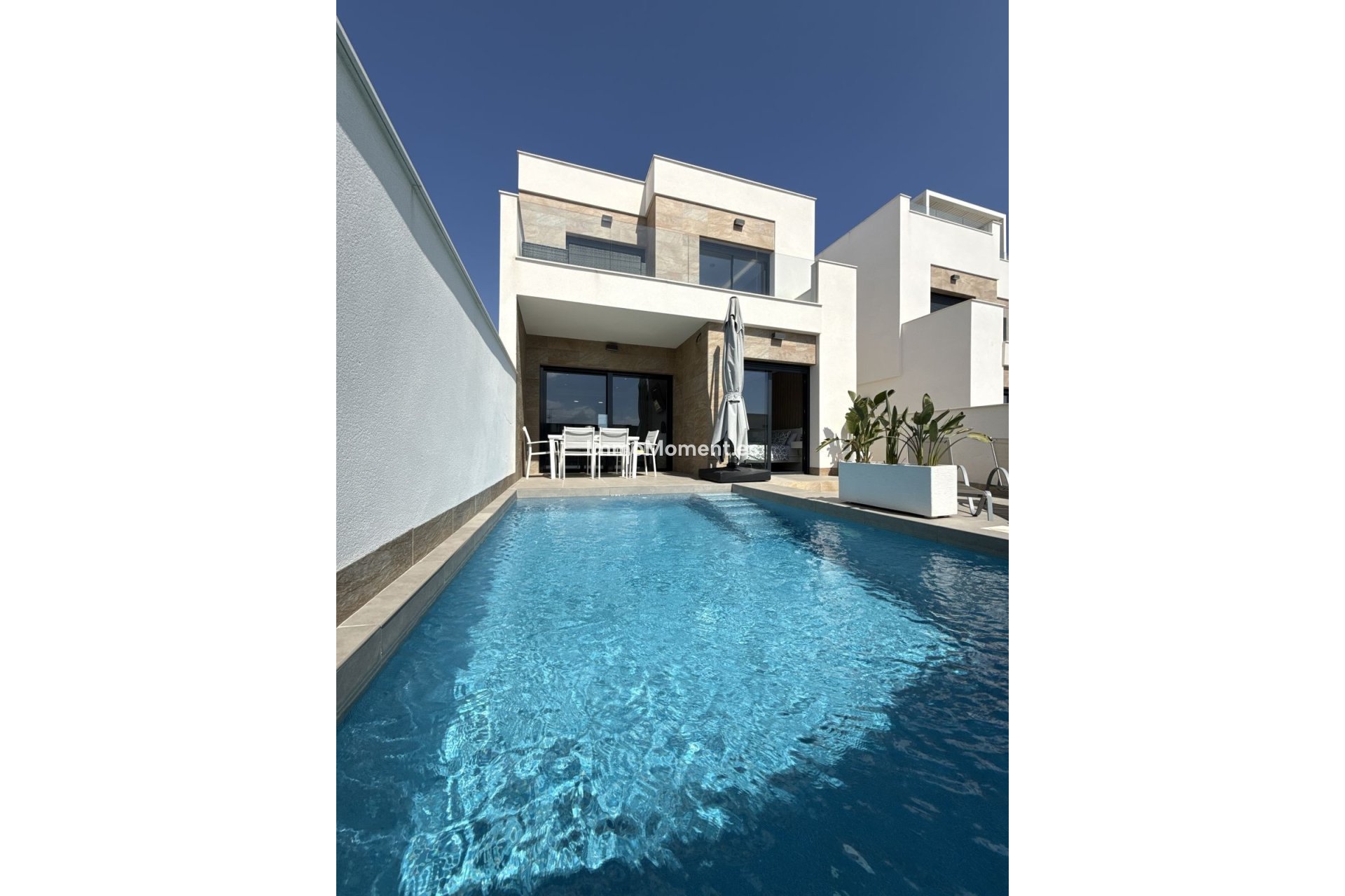 Reventa - Villa independiente - Los Montesinos - Los Montesinos Centro