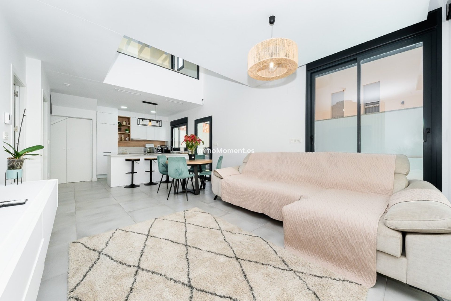 Reventa - Villa independiente - Los Montesinos - Los Montesinos Centro