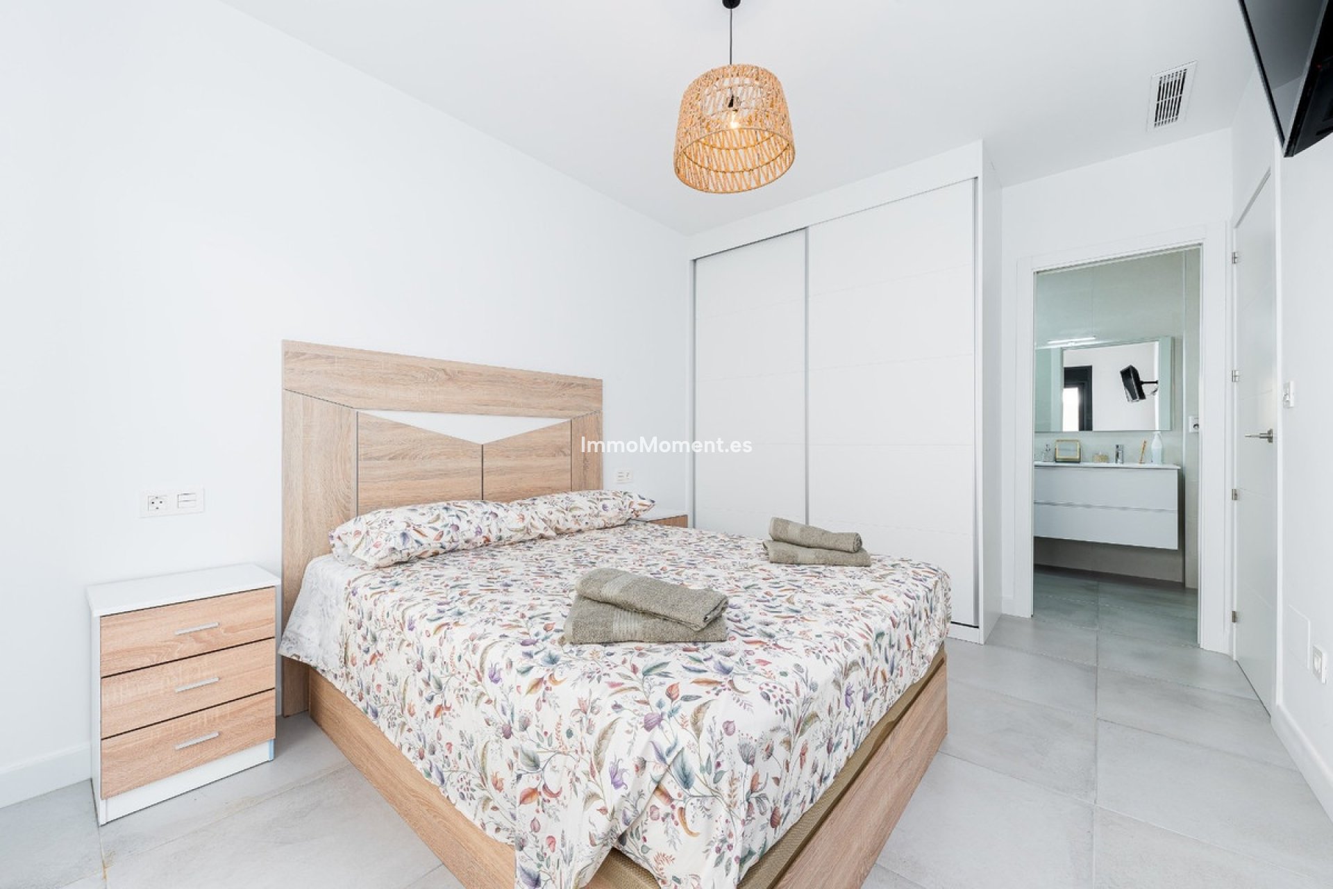 Reventa - Villa independiente - Los Montesinos - Los Montesinos Centro