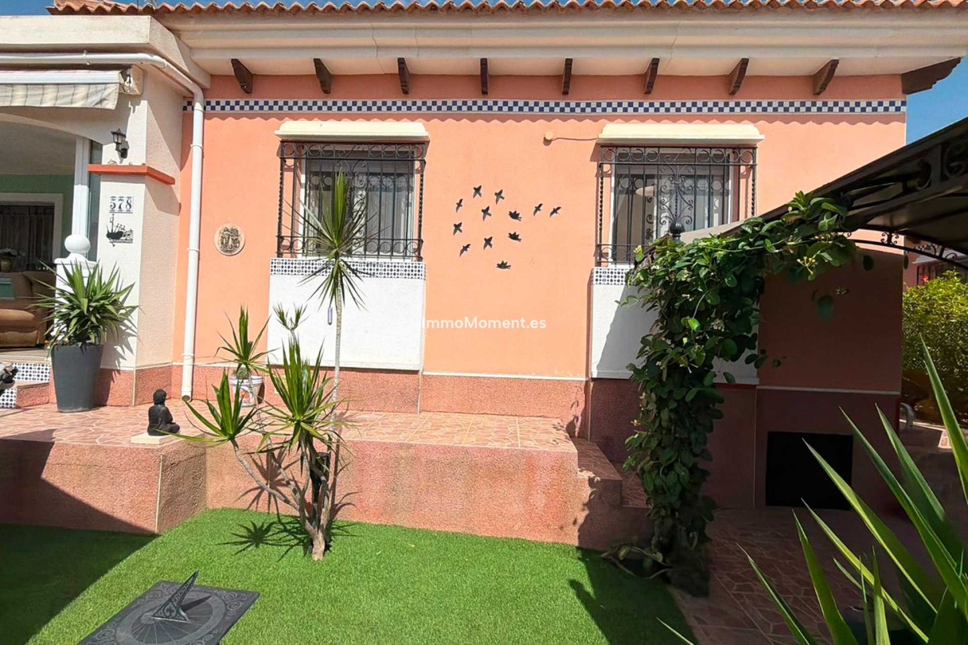 Reventa - Villa independiente - Los Montesinos - Los Montesinos Centro