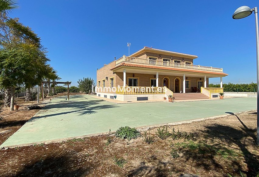 Reventa - Villa independiente - Los Montesinos