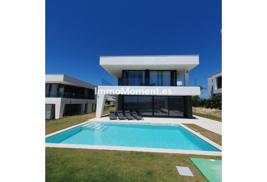 Reventa - Villa independiente - Manilva - La Duquesa