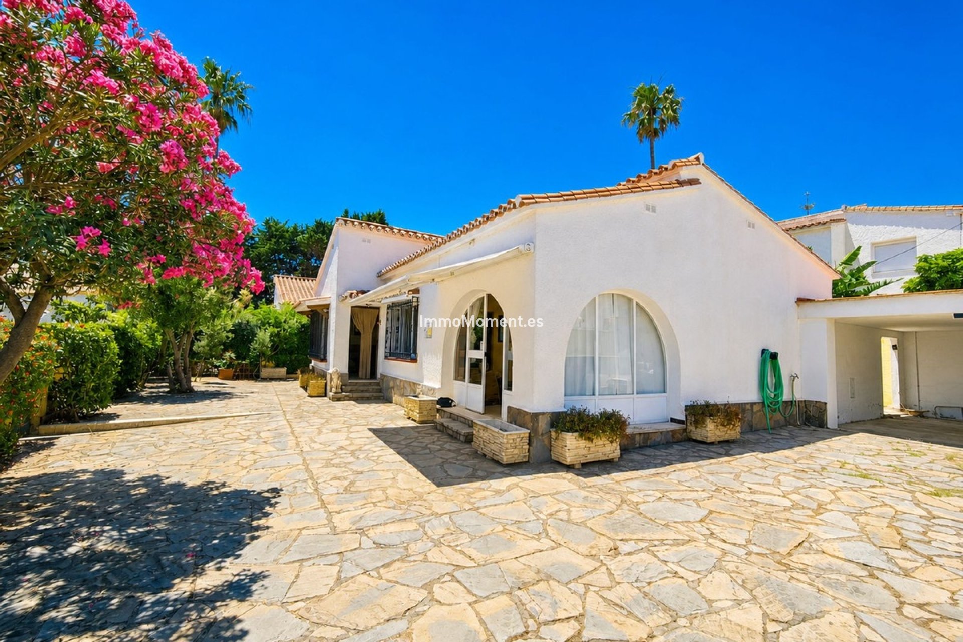 Reventa - Villa independiente - Manilva - La Duquesa