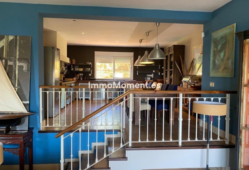 Reventa - Villa independiente - Manilva