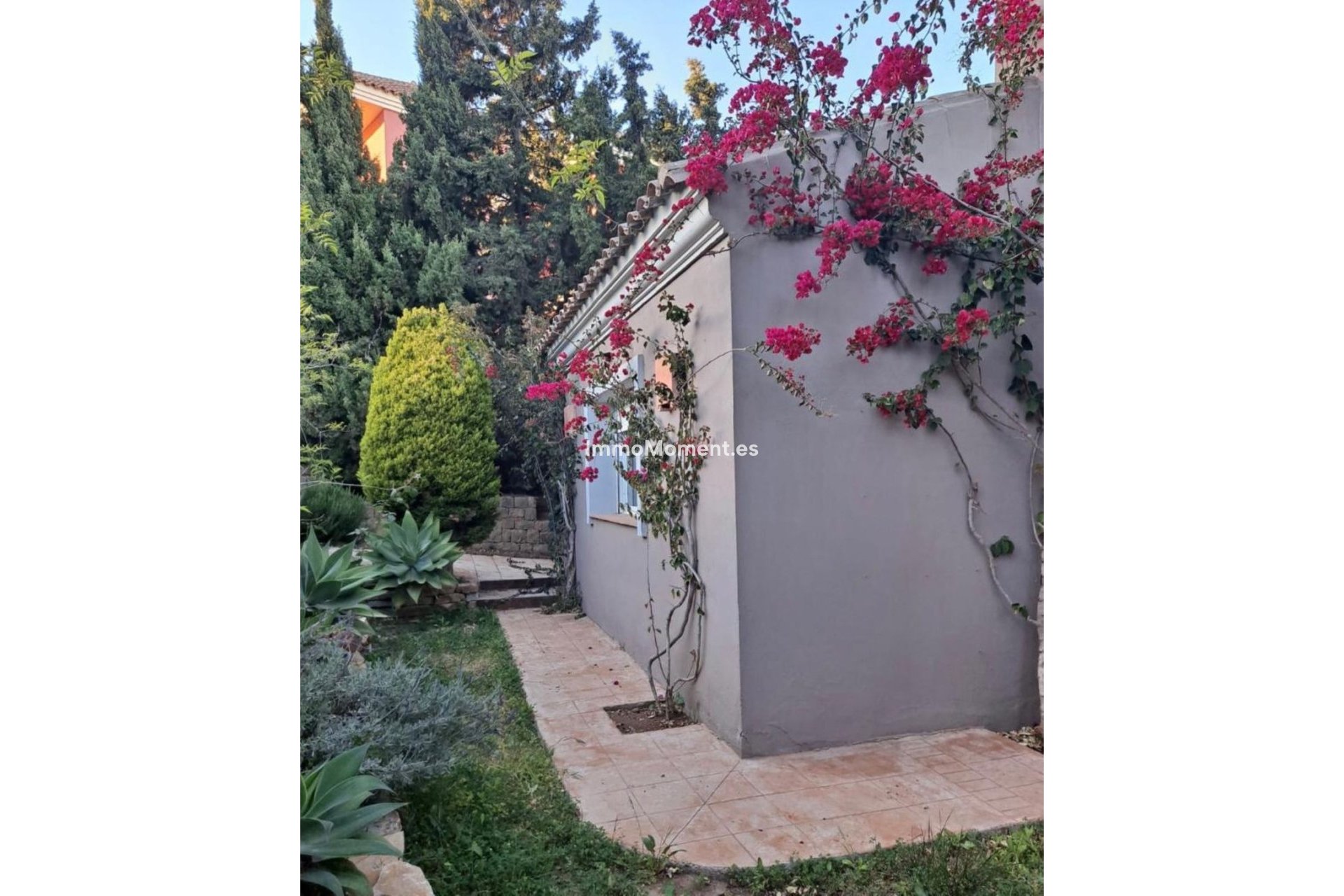 Reventa - Villa independiente - Manilva