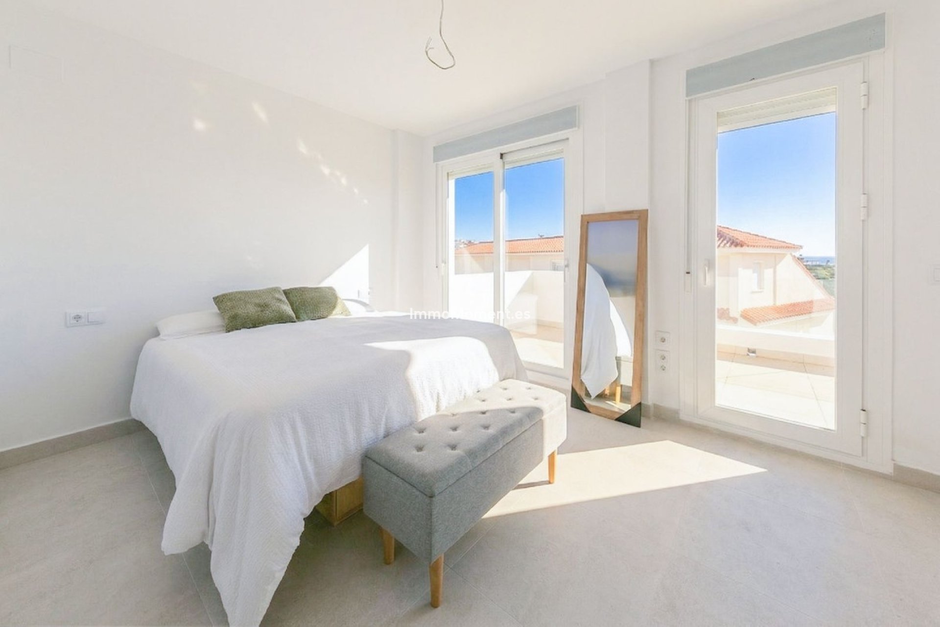Reventa - Villa independiente - Manilva
