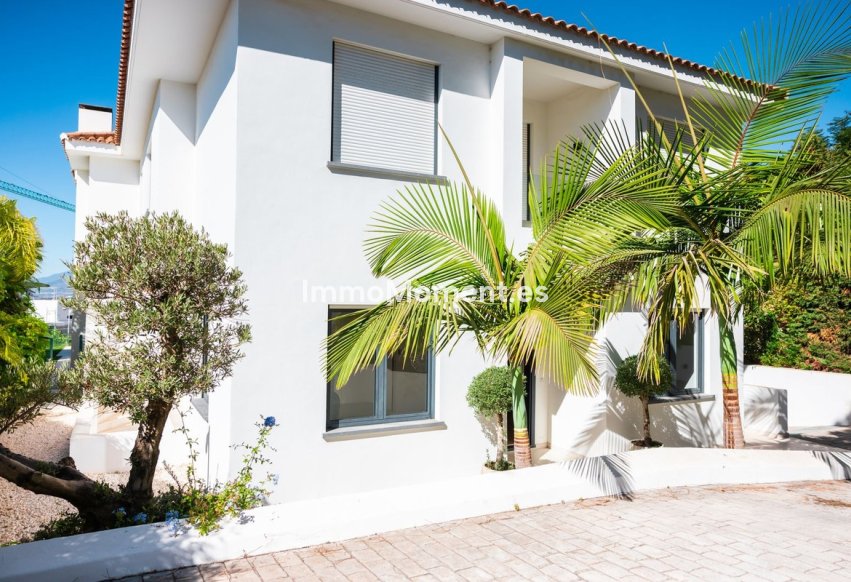 Reventa - Villa independiente - Marbella - Artola