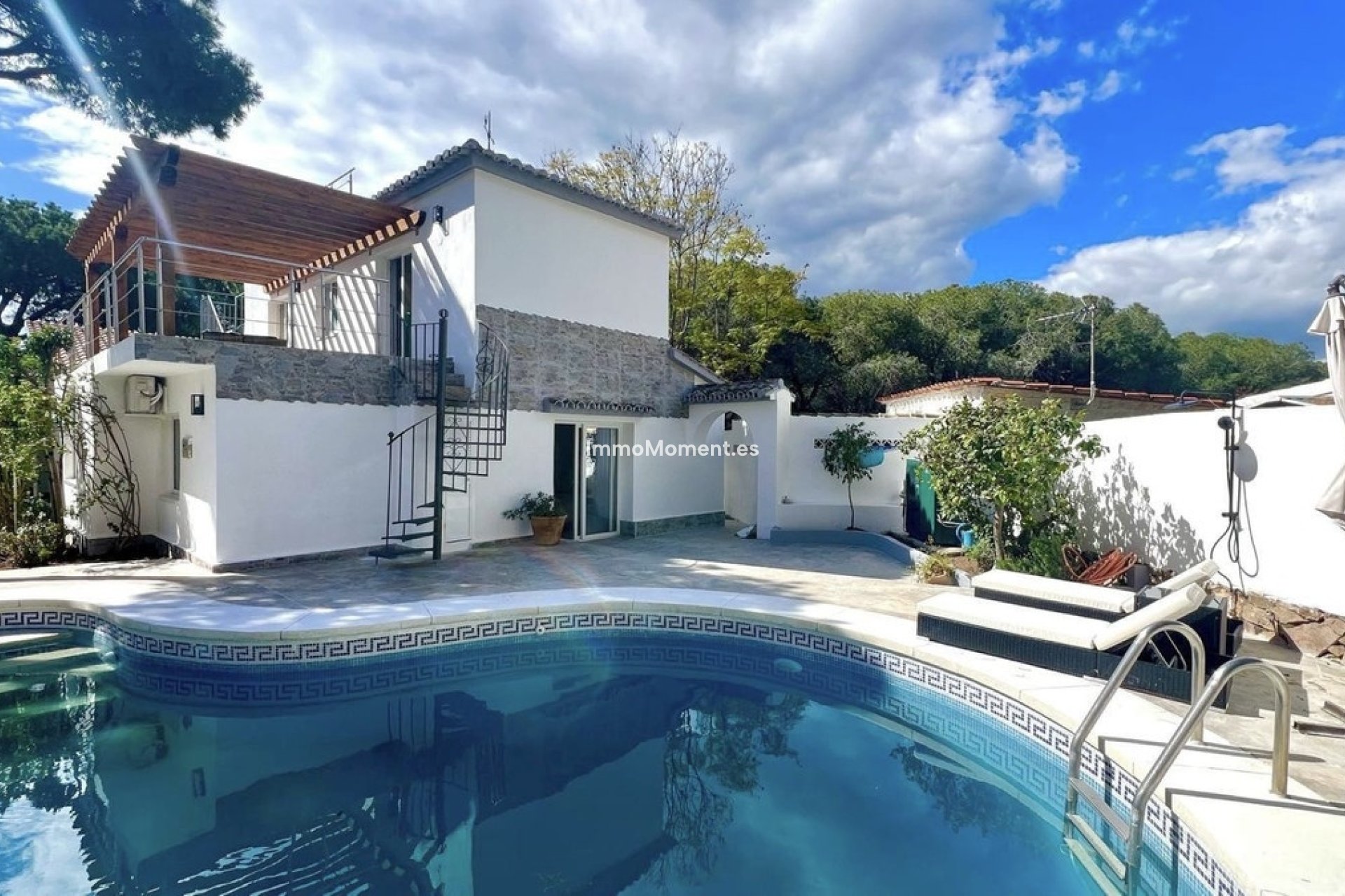 Reventa - Villa independiente - Marbella - Elviria