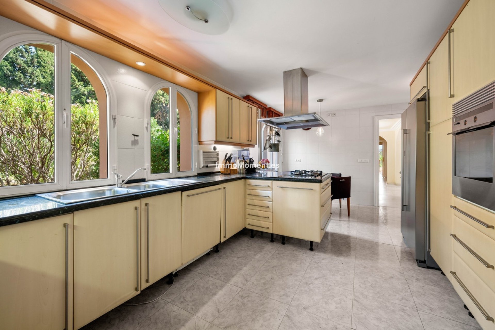 Reventa - Villa independiente - Marbella - Elviria