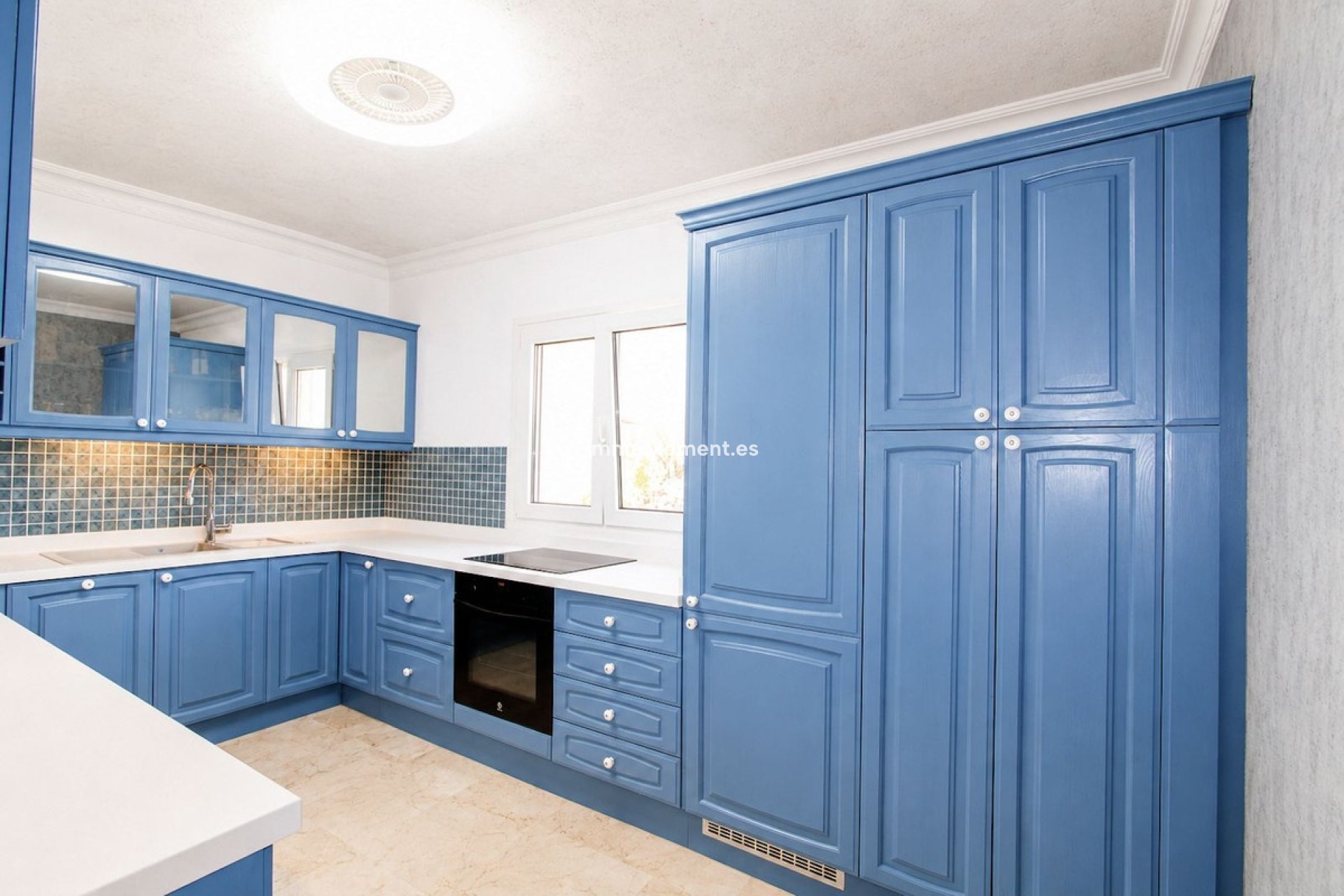 Reventa - Villa independiente - Marbella - Elviria