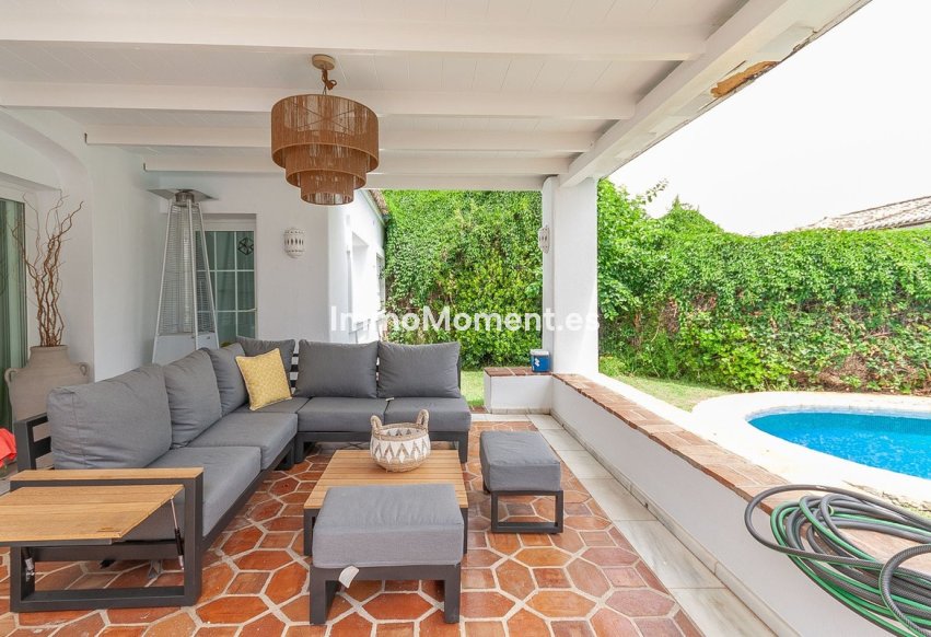 Reventa - Villa independiente - Marbella - Elviria