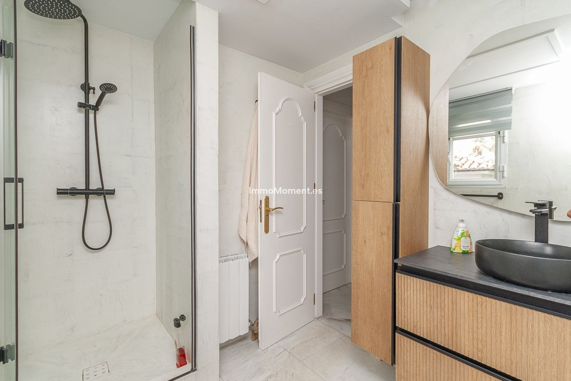 Reventa - Villa independiente - Marbella - Elviria