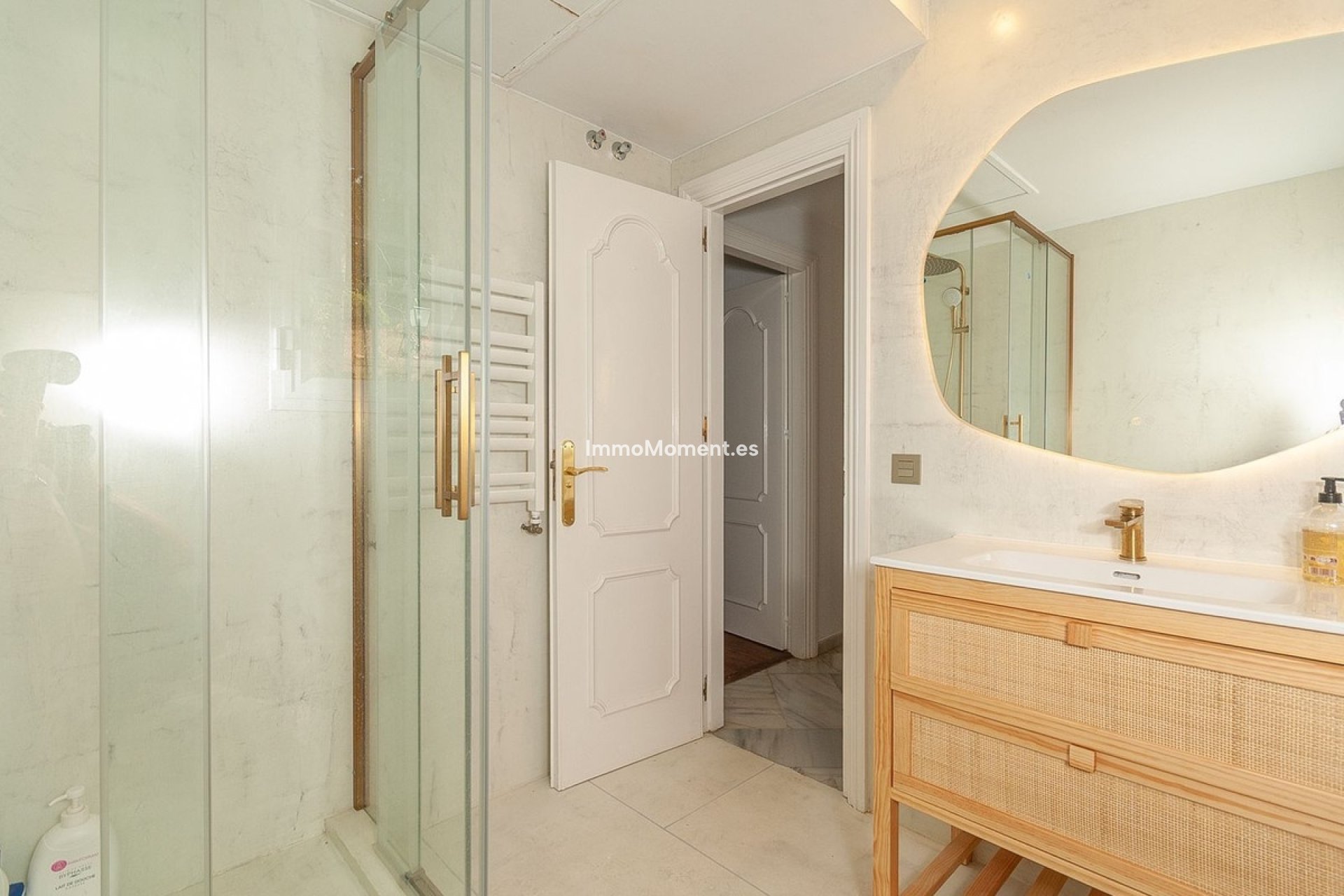 Reventa - Villa independiente - Marbella - Elviria