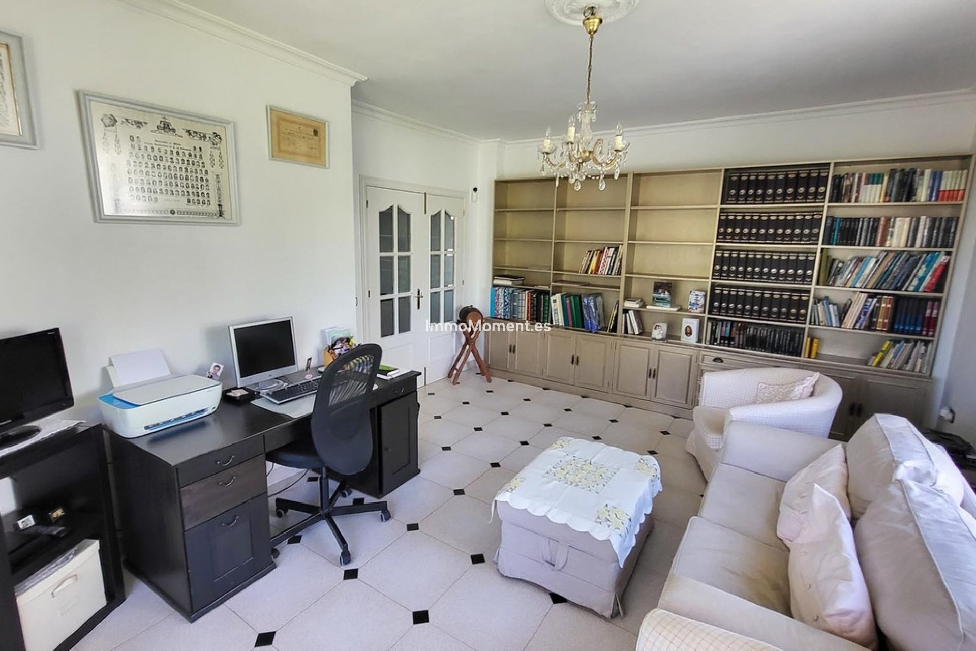 Reventa - Villa independiente - Marbella - Elviria