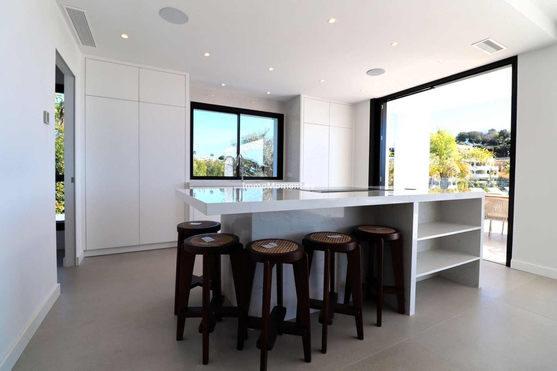 Reventa - Villa independiente - Marbella - Elviria