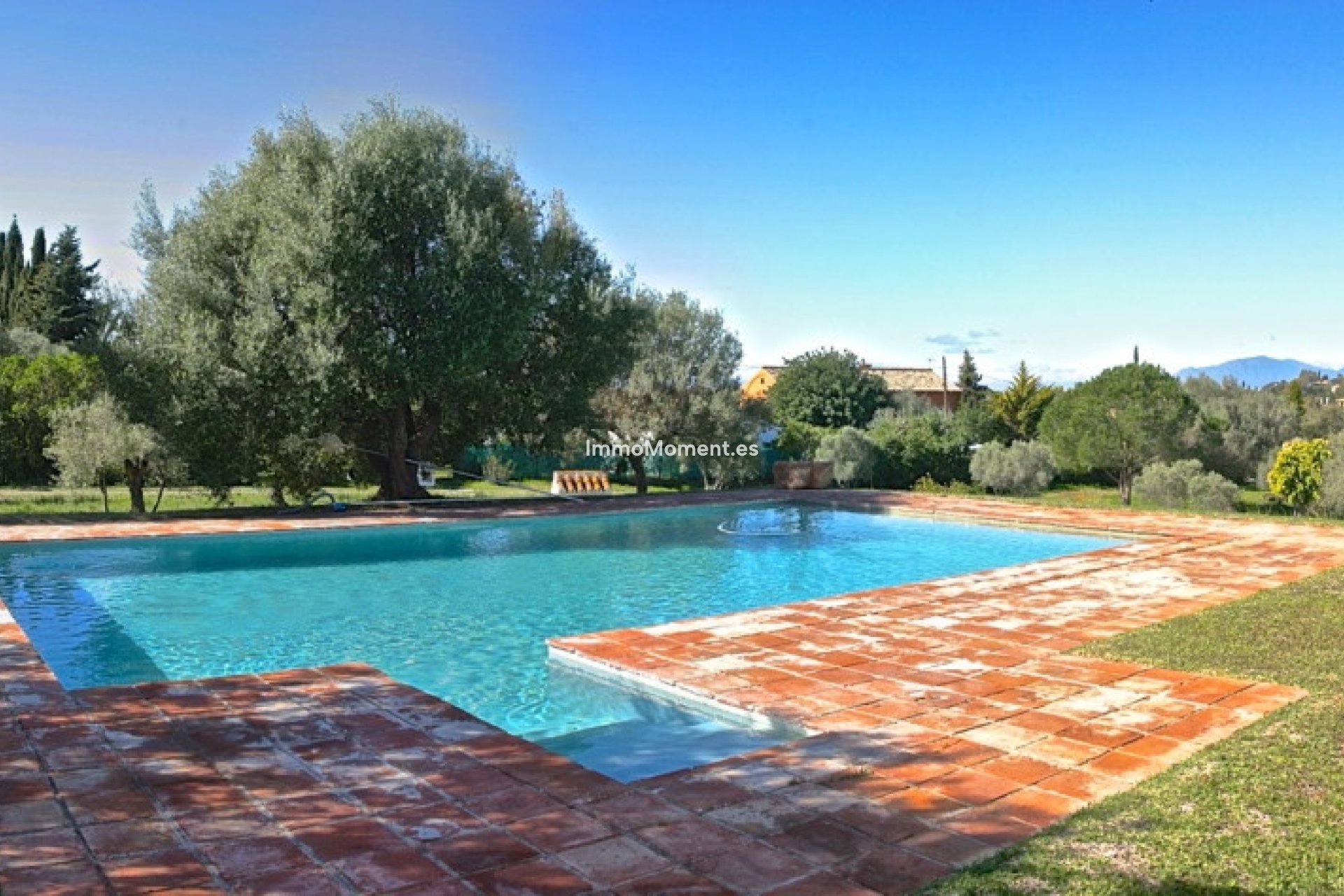 Reventa - Villa independiente - Marbella - Elviria
