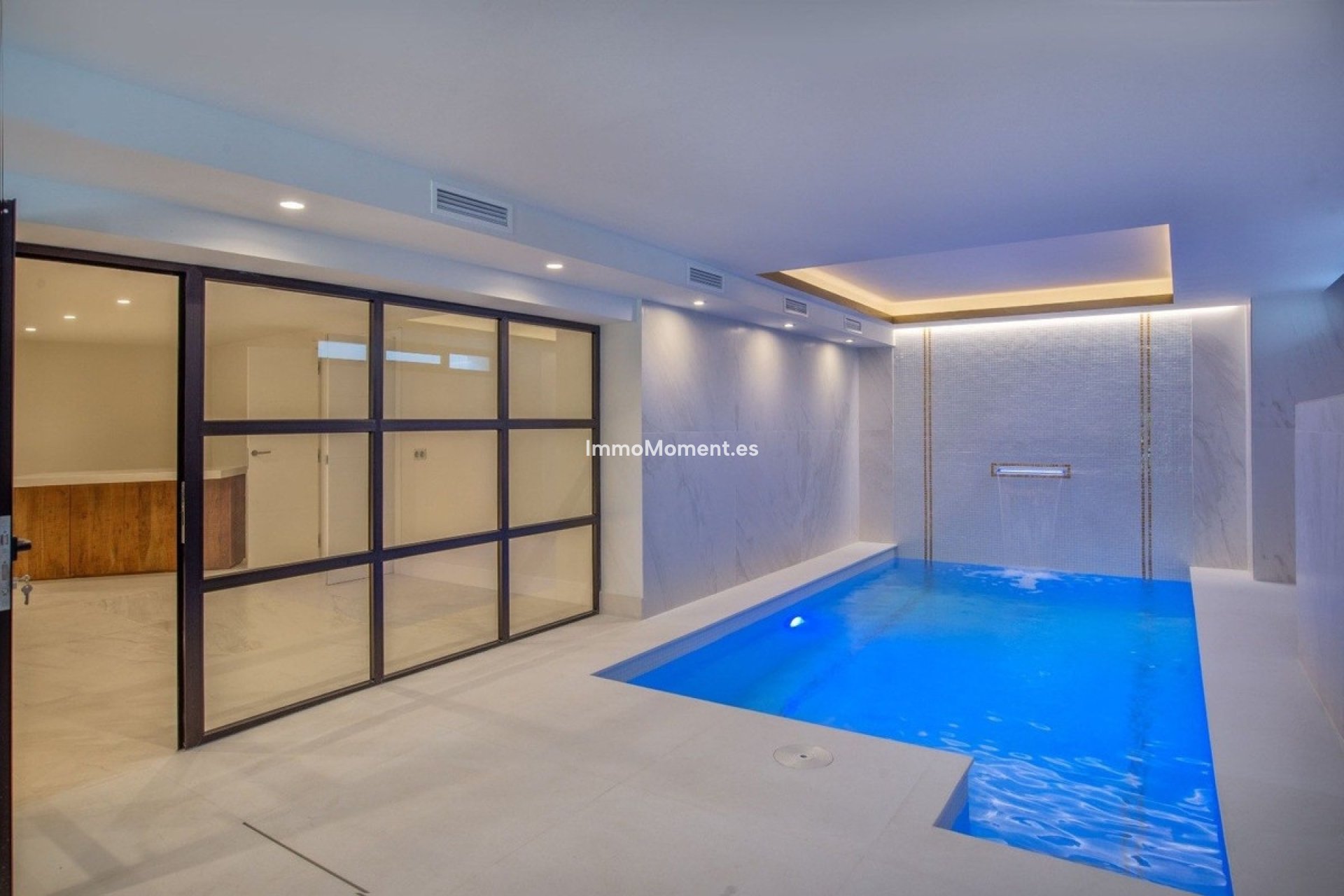 Reventa - Villa independiente - Marbella - Elviria