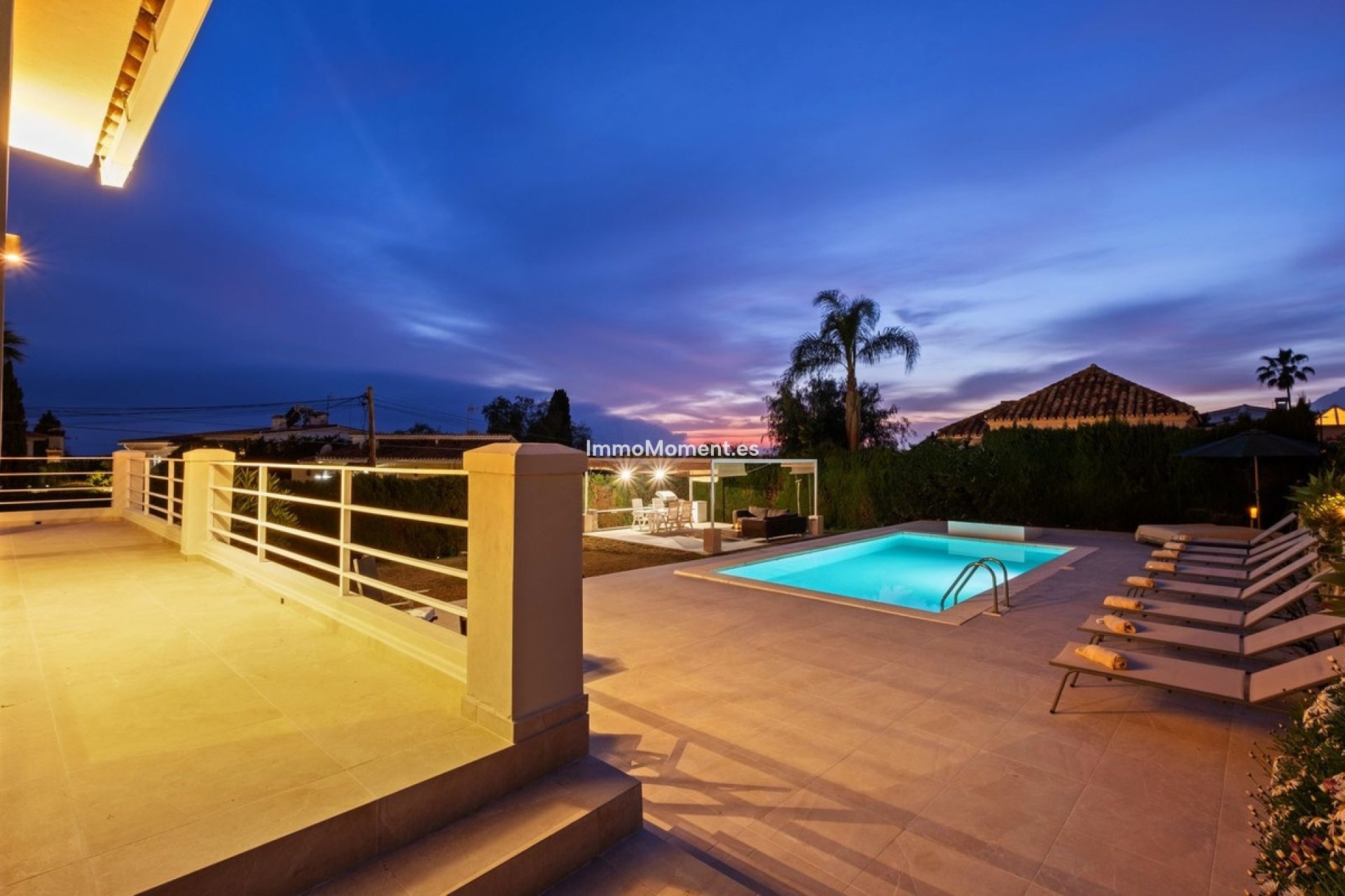 Reventa - Villa independiente - Marbella - Elviria